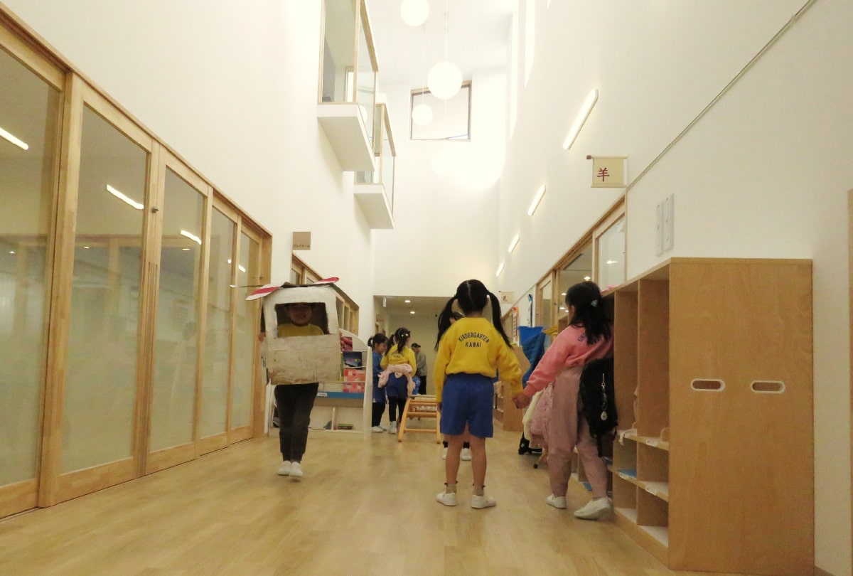 【ひろびろとした園舎】